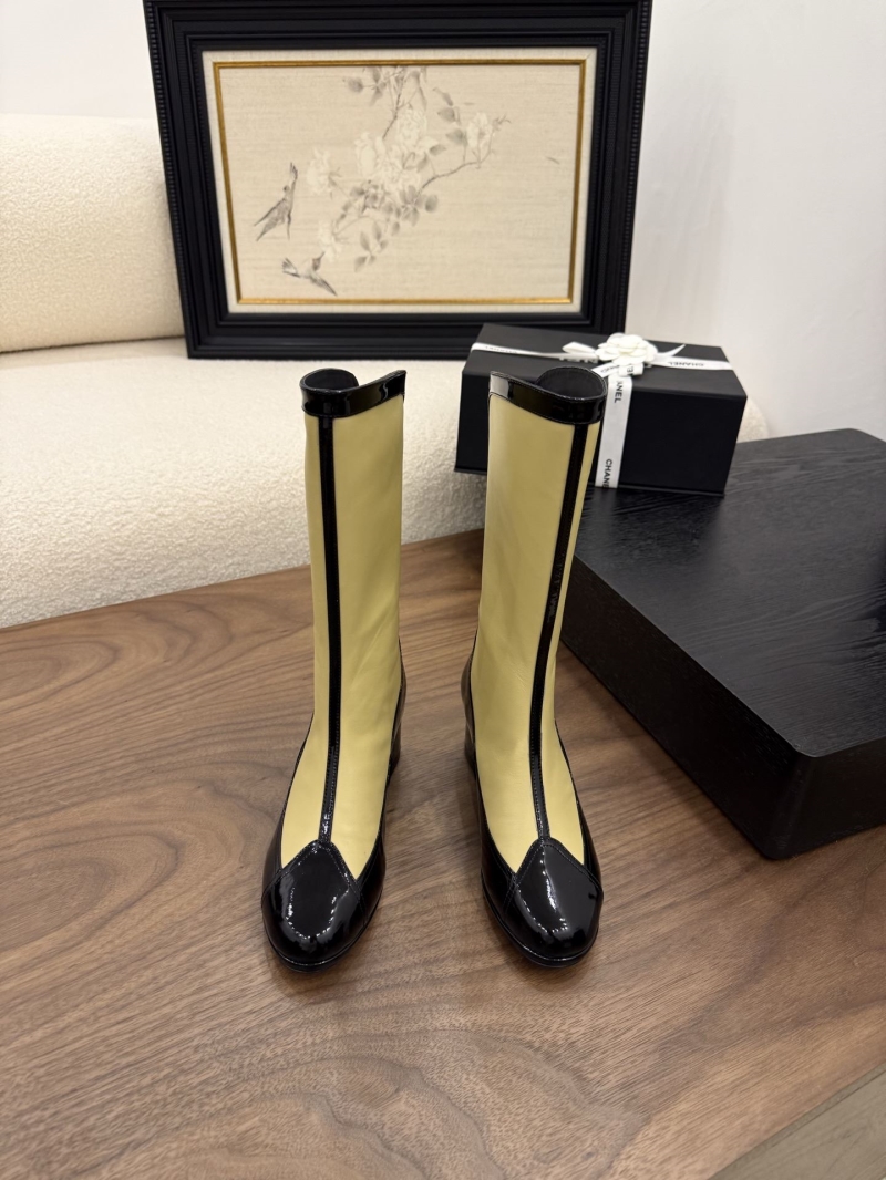 Ch**el boots